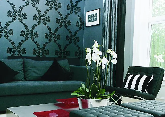 Kensington House Aparthotel